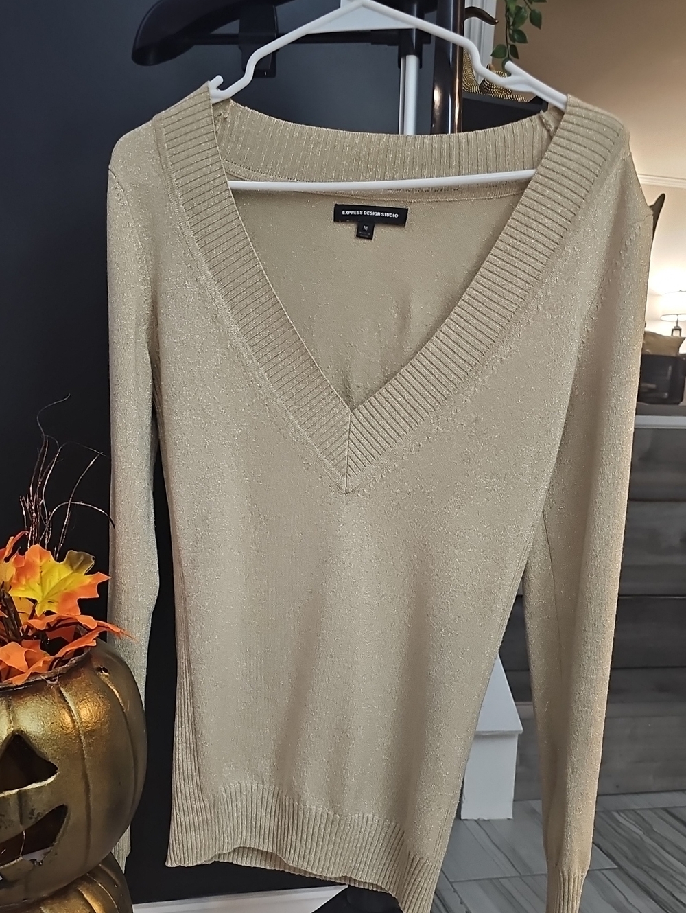 Cozy 4-Piece Women’s Neutral Sweater Bundle | Cream & Ivory | Size M-L | Cozy